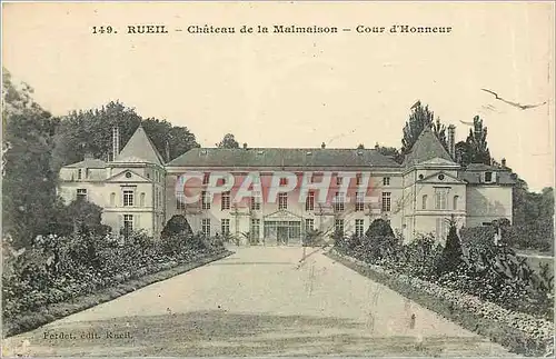 Ansichtskarte AK Rueil Chateau de la Malmaison Cour d'Honneur