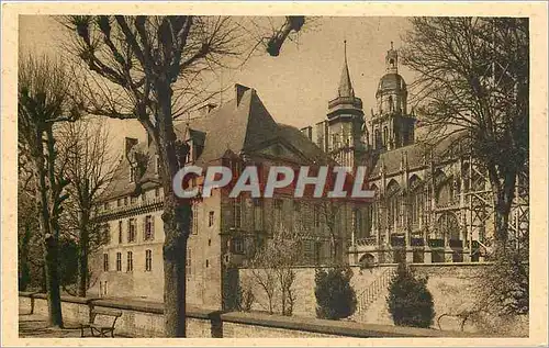 Ansichtskarte AK Evreux Eure L'Eveche et la Cathedrale