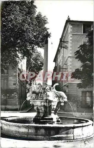 Cartes postales moderne Aix en Provence Bouches du Rhone Fontaine des Quatre Dauphins