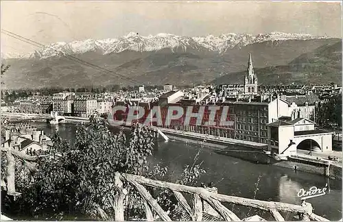 Ansichtskarte AK Grenoble Vue generale et la chaine de Belledonne