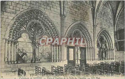 Ansichtskarte AK Cathedrale de Noyon Porte et Fenetres de la Salle du Chambre