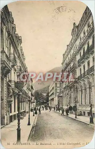 Cartes postales Cauterets Le Boulevard L'Hotel Continental