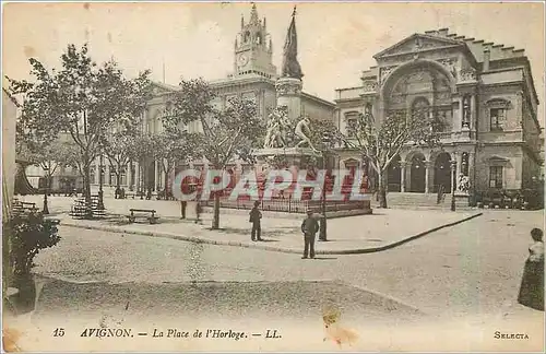 Cartes postales Avignon La Place de l'Horloge
