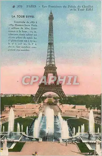 Cartes postales Paris Les Fontaines du Palais de Chaillot et la Tour Eiffel