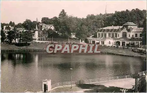 Cartes postales Bagnoles de l'Orne Un Coin du Lac Le Casino des Thermes