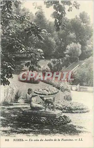 Cartes postales Nimes Un coin du Jardin de la Fontaine