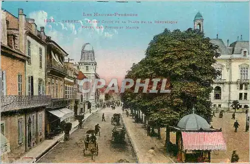 Cartes postales Les Hautes Pyrenees Tarbes Un das Cotes de la Place de la Republique