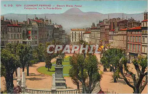 Cartes postales G d'O Clermont Ferrand Square Biaise Pascal Perspective sur le Puy de Dome