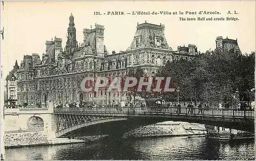 Cartes postales Paris L'Hotel de Ville et le Pont d'Arcole