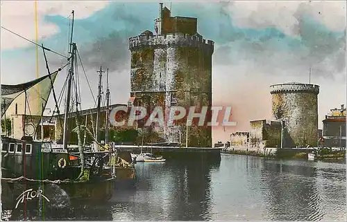 Cartes postales moderne La Rochelle L'Entree du Port Bateaux