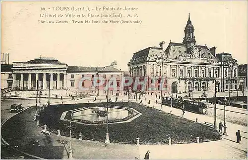 Cartes postales Tours L et L Le Palais de Justice L'Hotel de Ville et la Place Cote Sud