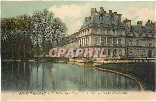 Ansichtskarte AK Fontainebleau Le Palais L'Etang et le Pavillon du Musee Chinois Chine China