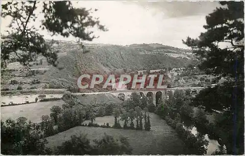 Ansichtskarte AK La Suisse Normande Clecy Calvados Le Viaduc et le Rocher des Parc