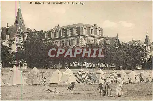 Ansichtskarte AK Royan Le Family Hotel vu de la Plage Tennis