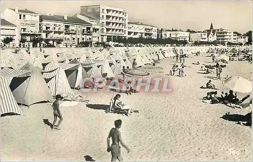 Cartes postales moderne Royan La Plage devant le Boulevard