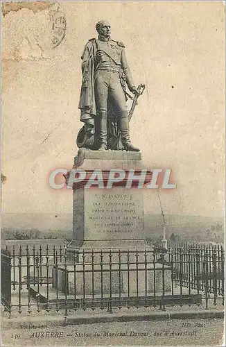 Cartes postales Auxerre Statue du Marchel Davout