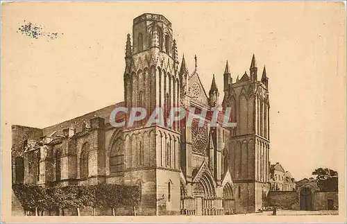 Cartes postales Poitiers Vienne La Cathedrale Saint Pierre et l'Ancien Eveche
