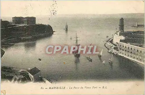 Cartes postales Marseille La Passe du Vieux Port Bateau