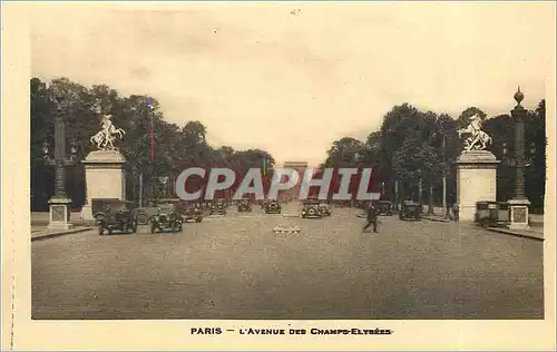 Cartes postales Paris L'Avenue des Champs Elysees