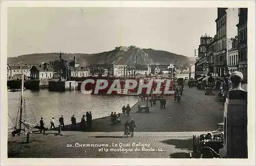 Cartes postales moderne Cherbourg Le Quai Caligny et la Montagne du Roule  Bateaux