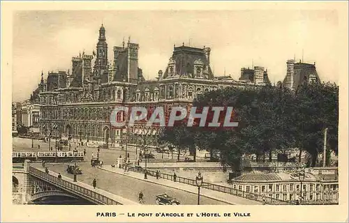 Cartes postales Paris Le Pont d'Arcole et l'Hotel de Ville