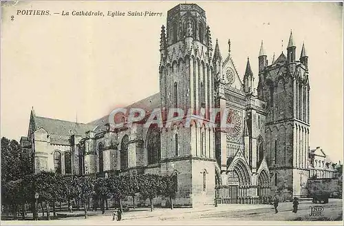 Cartes postales Poitiers La Cathedrale Eglise Saint Pierre