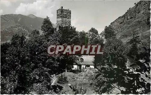 Cartes postales moderne Environs de Luchon La Tour et l'Auberge de Castelvielh sur la route de la Vallee de la Pique