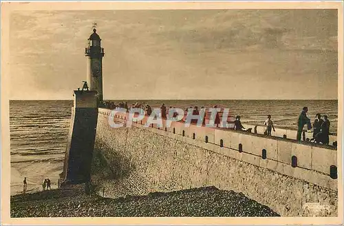 Cartes postales Le Treport eu Mers La Classique promenade autour du phare