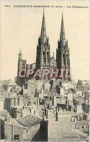 Cartes postales Clermont Ferrand P de D La Cathedrale