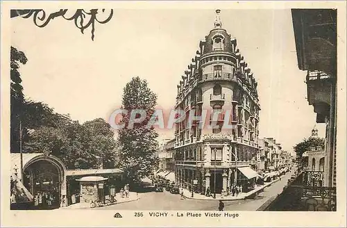 Cartes postales Vichy La Place Victor Hugo