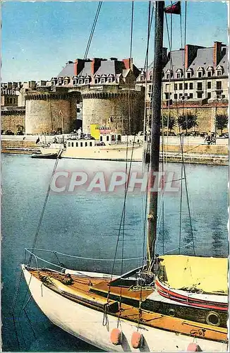 Cartes postales moderne Saint Malo Cite Corsaire La Grande Porte et le Bassin Bateaux