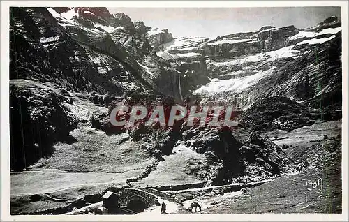 Ansichtskarte AK Cirque de Gavarnie Htes Pyr La Route et le Pont Nadau