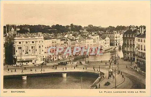 Ansichtskarte AK Bayonne La Place Lavigerie vers la Nive