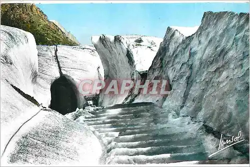 Cartes postales moderne Chamonix Le Montenvers La Grotte de la Mer de Glace