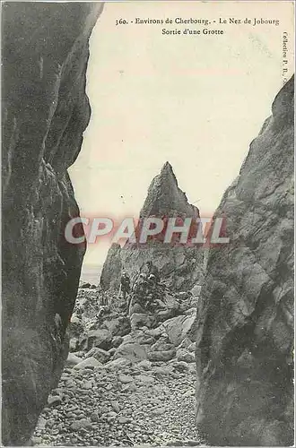 Ansichtskarte AK Environs de Cherbourg Le Nez de Jobourg Sortie d'Une Grotte