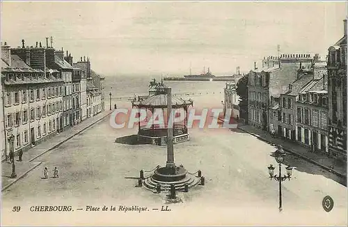 Ansichtskarte AK Cherbourg Place de la Republique
