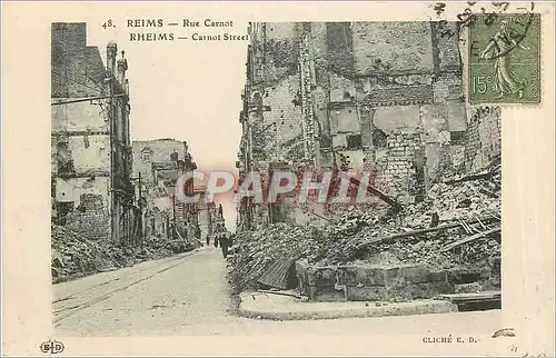 Ansichtskarte AK Reims Rue Carnot Militaria