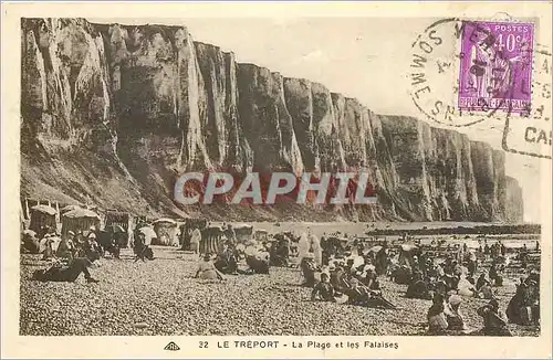 Cartes postales Le Treport La Plage et les Falaises