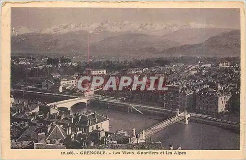 Cartes postales GRENOBLE - Les Vieux Quartiers et les Alpes