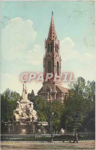 Cartes postales NIMES Fontaine Pradier et l'Eglise Ste-Perpetue