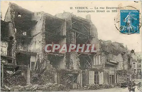 Cartes postales VERDUN La rue Beaurepaire