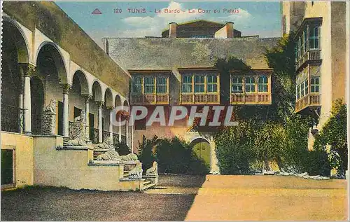 Cartes postales TUNIS - Le Bardo - La Cour du Palais