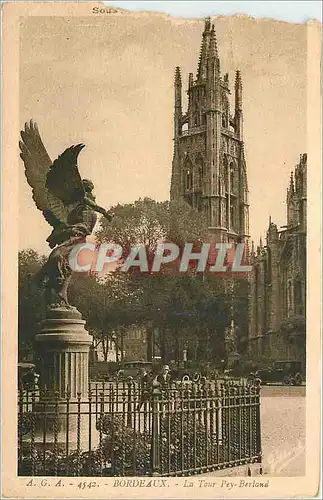 Cartes postales BORDEAUX - La Tour Pey-Berland