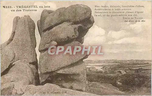 Cartes postales TREGASTEL au loin vue des Tro�eros