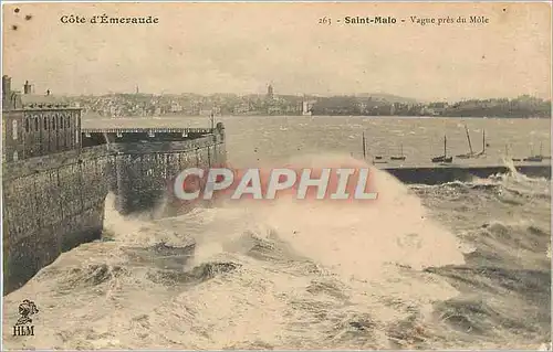 Cartes postales Saint-Malo - Vague pr�s du M�le