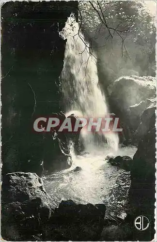 Cartes postales Vues du Var - Trans-en-Provence Cascade de la Narluby vue du vieux pont