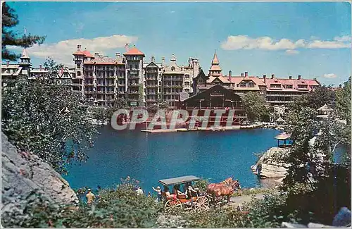 Cartes postales moderne  View on Lake Shore Road Lake Mohonk