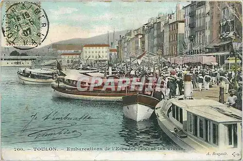 Cartes postales TOULON- Embrarcations de l'Escadre faisant les vivres
