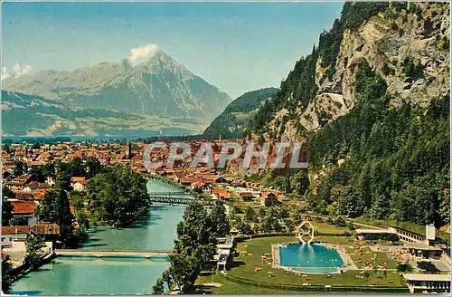 Cartes postales moderne Interlaken-Strandbad mit Niesen