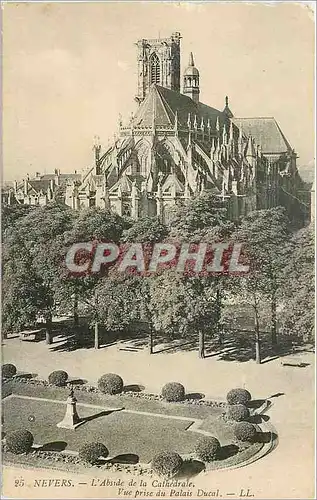 Cartes postales NEVERS-L'abside de la Cathedrale Vue prise du palais ducal